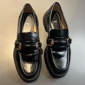 ZARA Chunky Lugsole Loafers Black